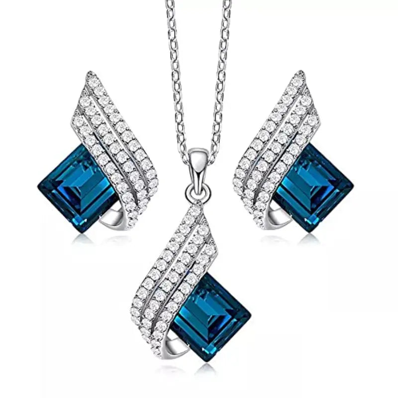 Elowen Thalisse Jewelry Set