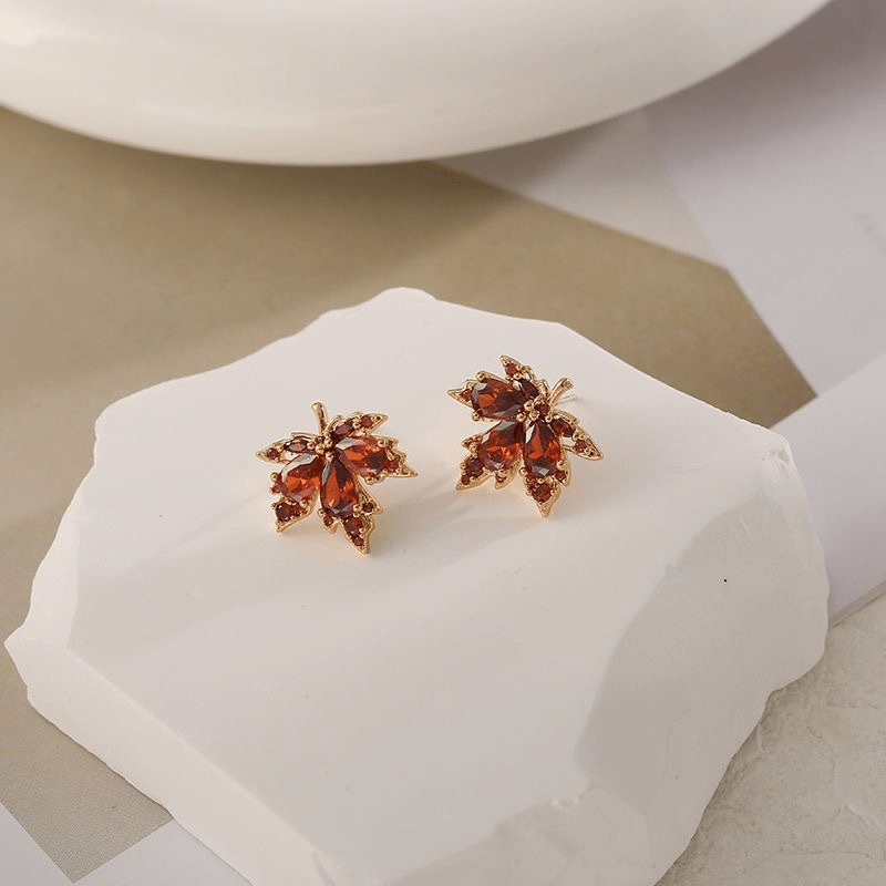 Crimson Maple Elegance Set