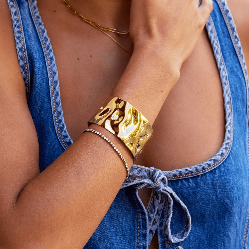 LuxeLoop Cuff
