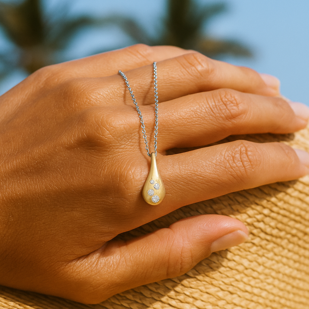 Nautique | Ocean's Embrace Pendant