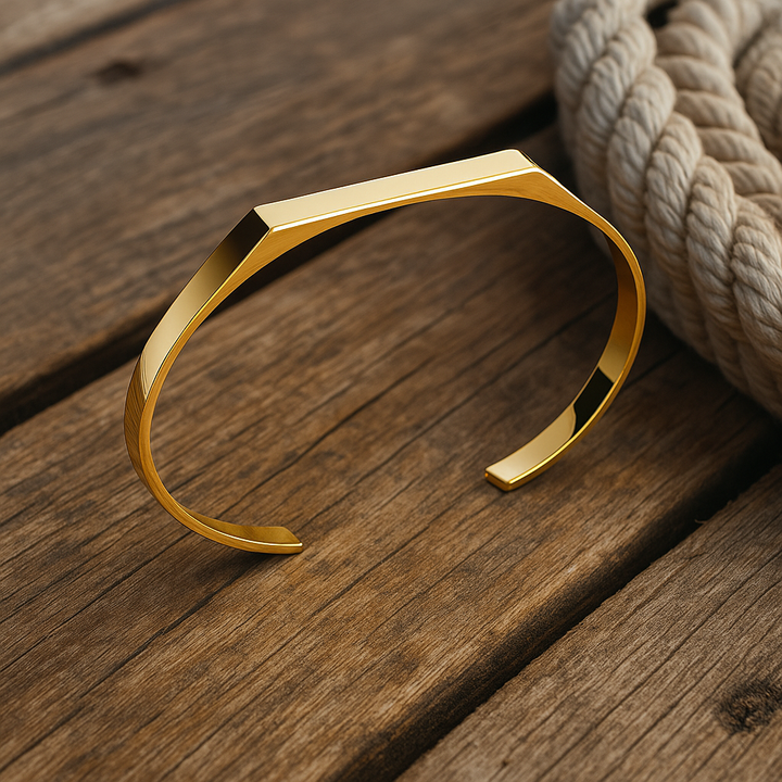 Coralia | Radiant Wave Bracelet