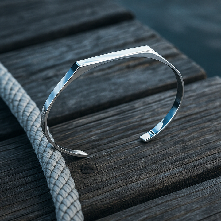 Coraline | Silver Stream Bracelet