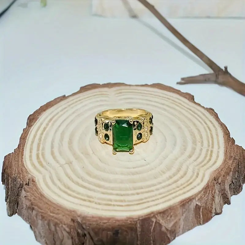 Averine Virdara Ring