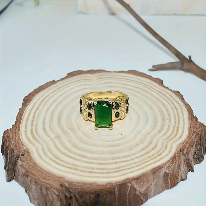 Averine Virdara Ring