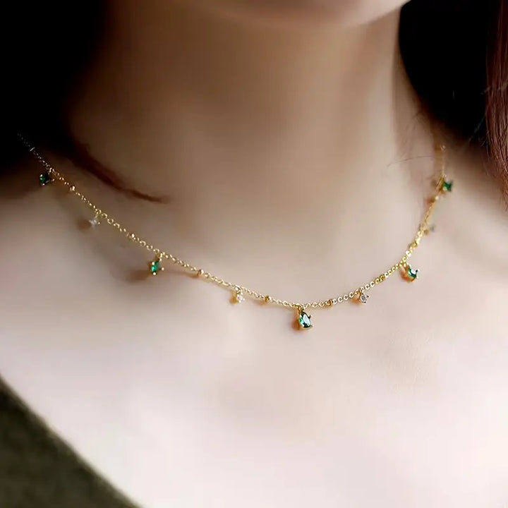 Lumineve Choker