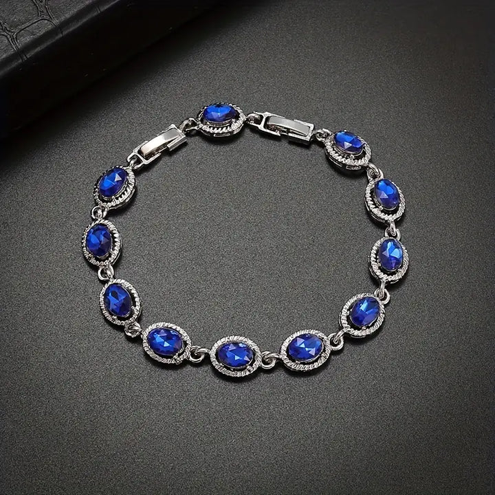 Lyraveth Solenya Necklace