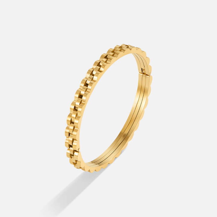 LuxeLoop Bangle