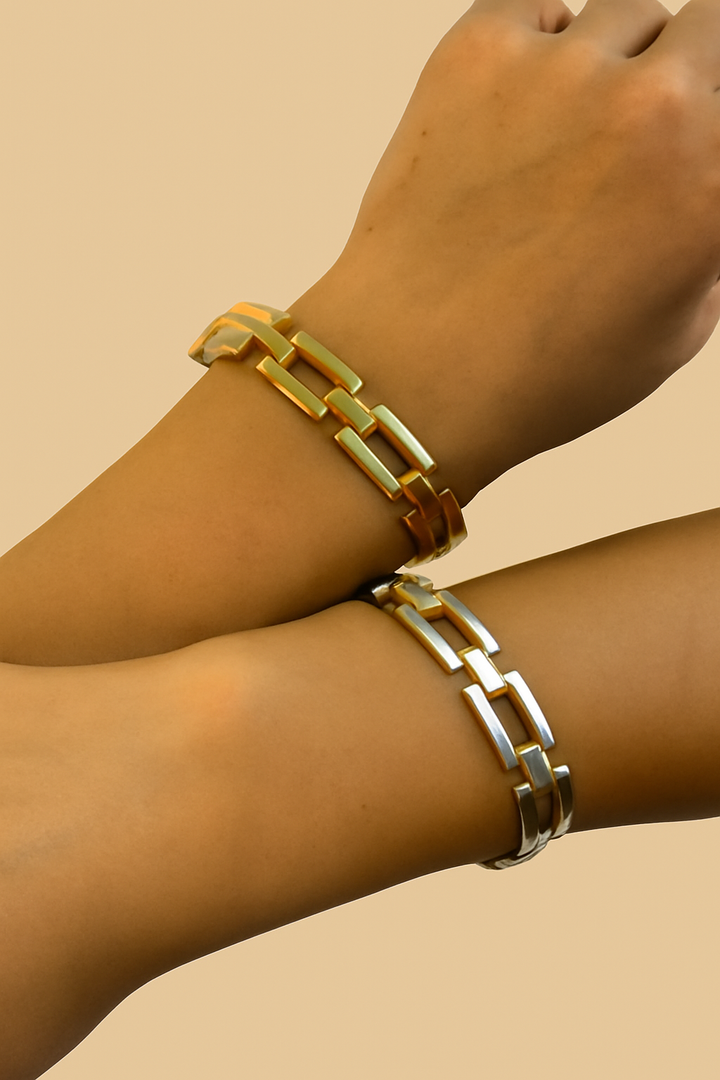 LuxeLink Square Bracelet