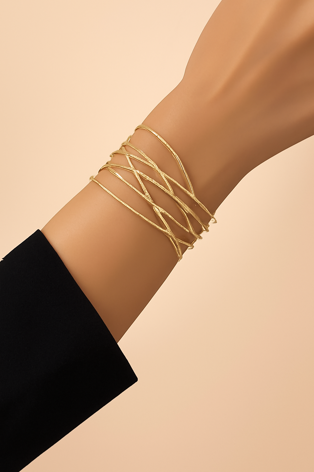 LunaArc Cuff