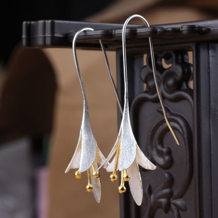 Fleur d'Argent: Éclat Floral
