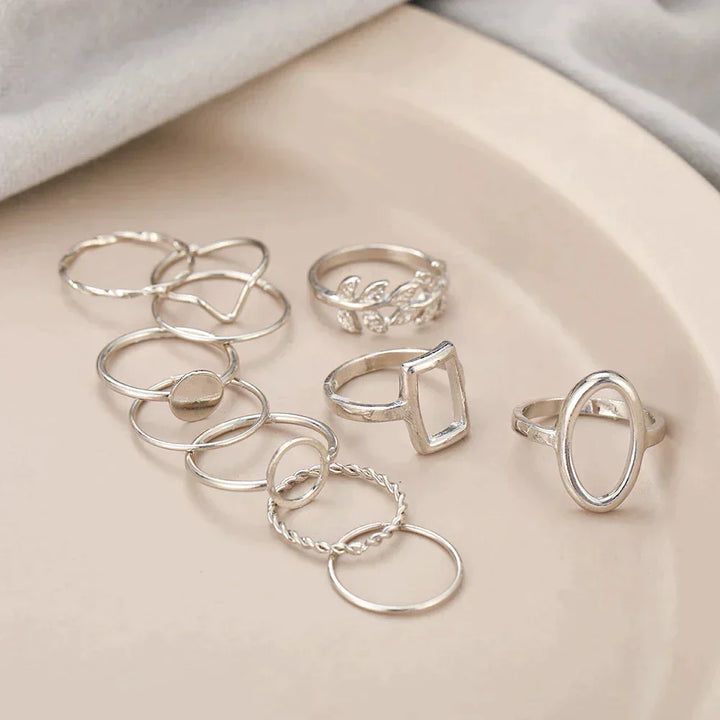 Vintage Vibe: Set of 11 Timeless Rings