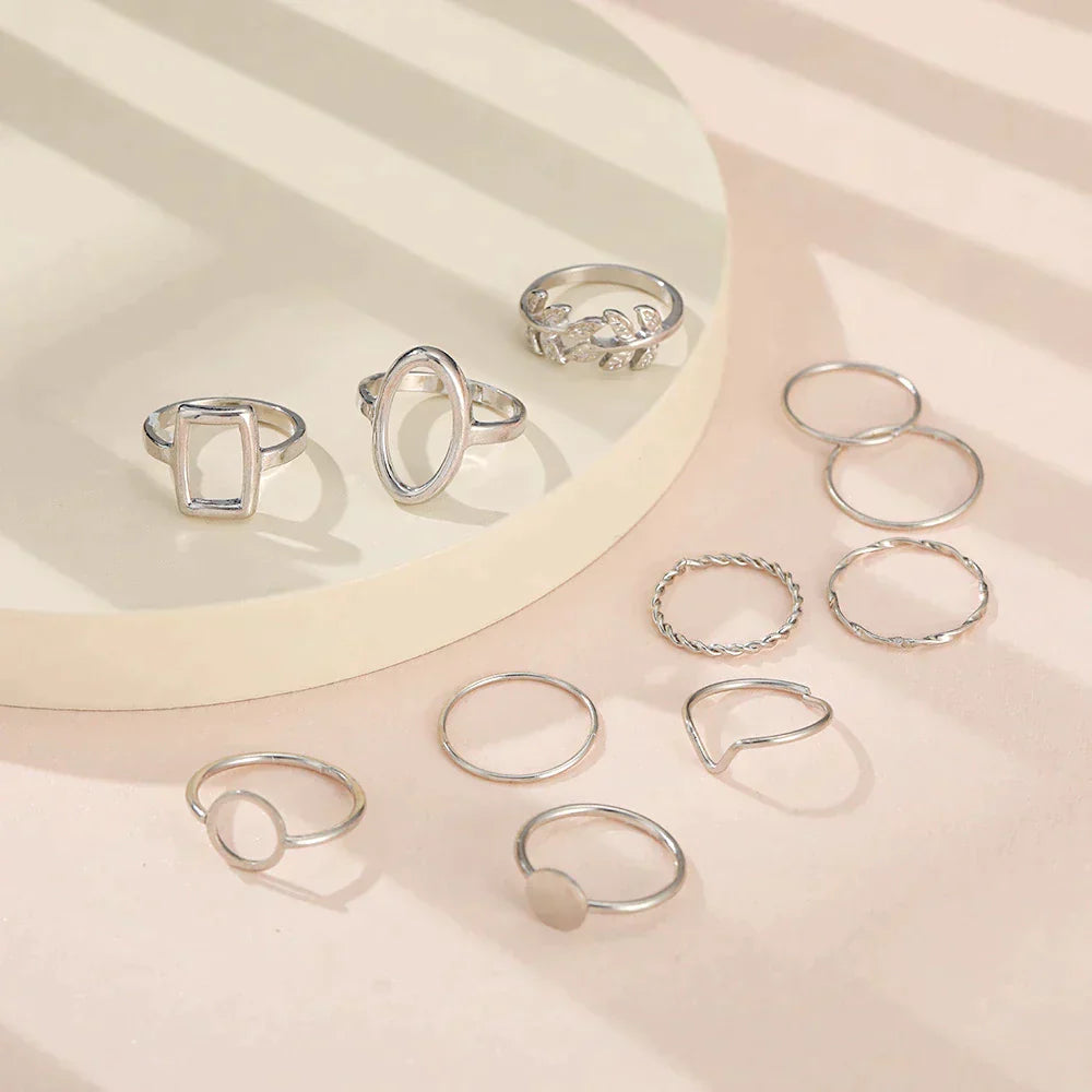 Vintage Vibe: Set of 11 Timeless Rings