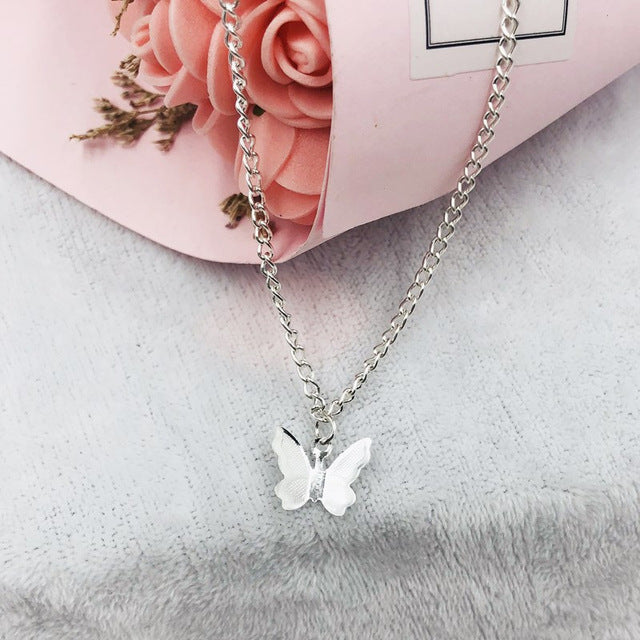 LuxeFlutter Pendant