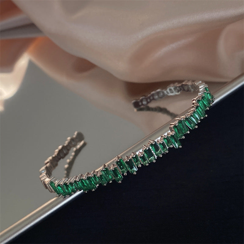 LuxeHalo Ring