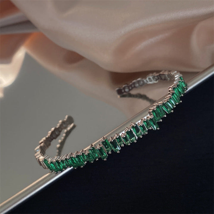 LuxeHalo Ring