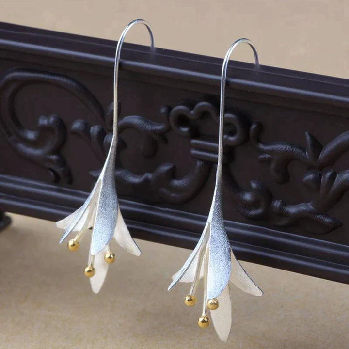 Fleur d'Argent: Éclat Floral