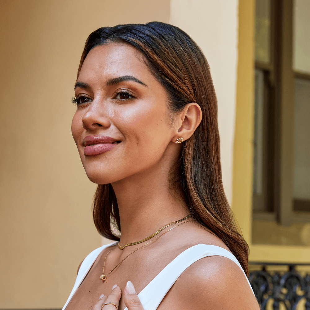 Adela Knot Earrings: Elegance in Every Twist