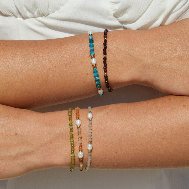 Agate Allure: The Enchanted Bracelet