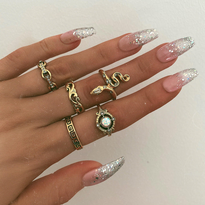 Allure Ring