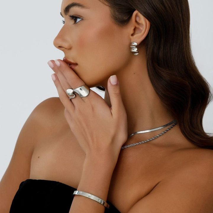Nostalgia Ring