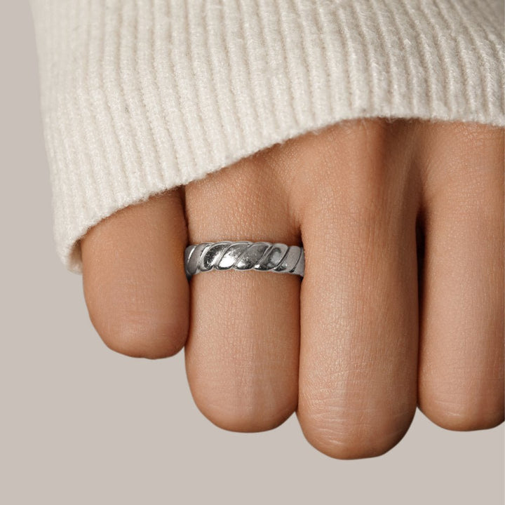 Silver Plated Infinity Ring Calira