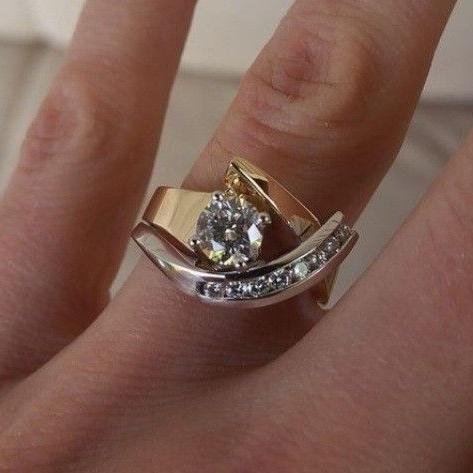 GlimmerArc Ring