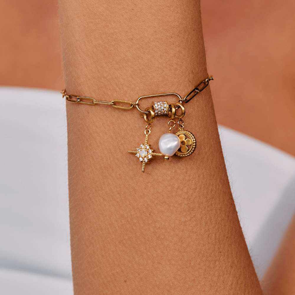LumiNova Charm