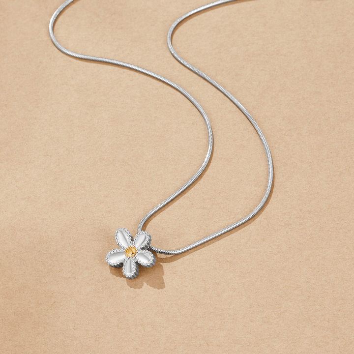 Radiant Daisy Pendant