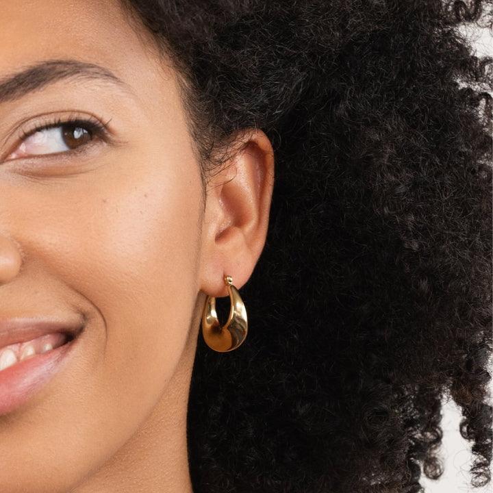 Radiant Dara Hoops