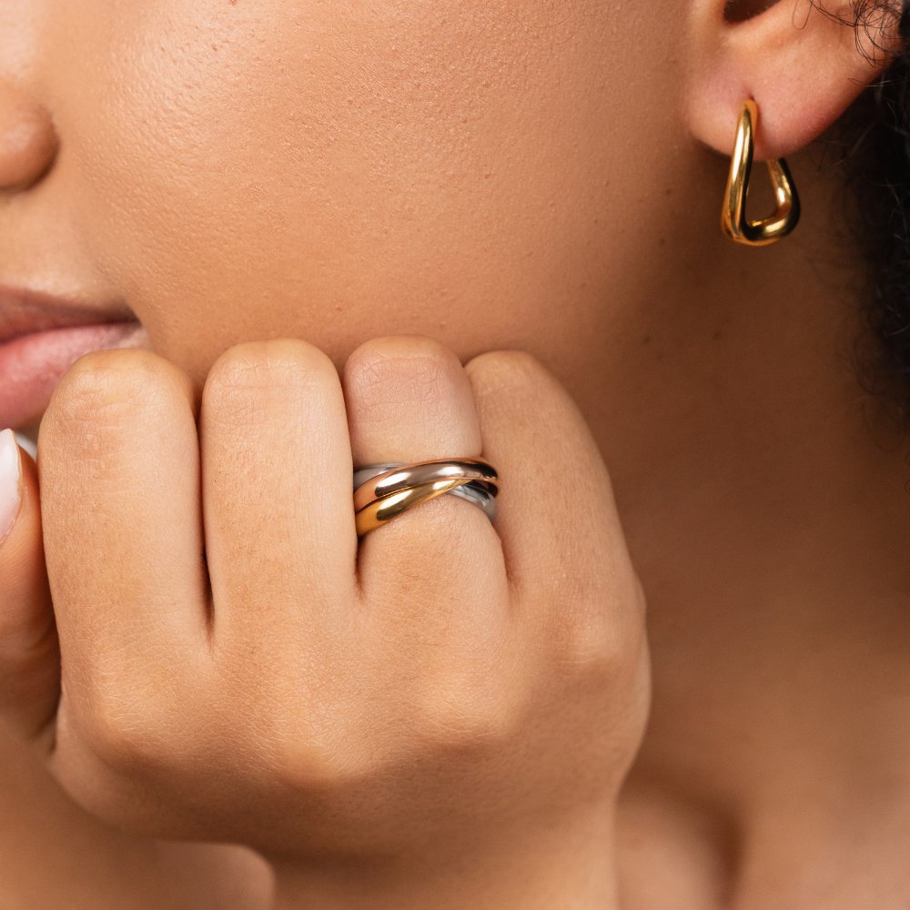 Trio Twirl Ring: Elena Edition