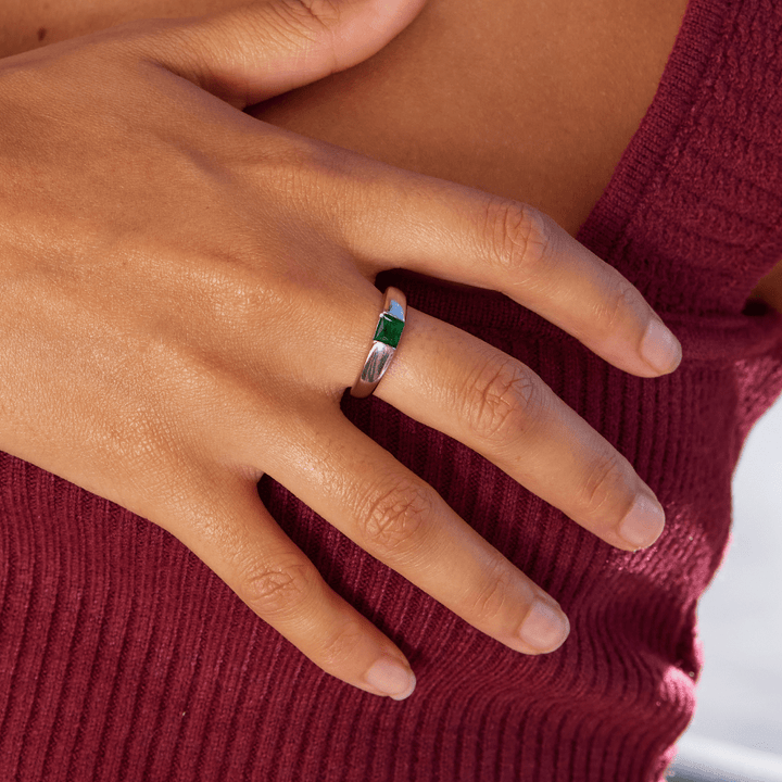 Silver Ring with Emerald Emerald