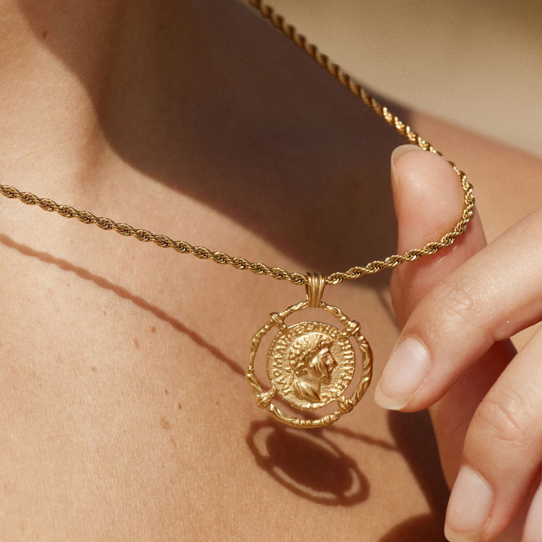 Éclat Antique – Collier Mythique
