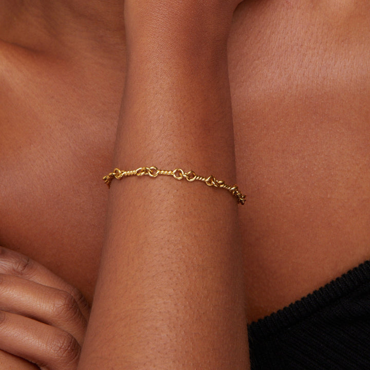 Figaro Flair Bracelet