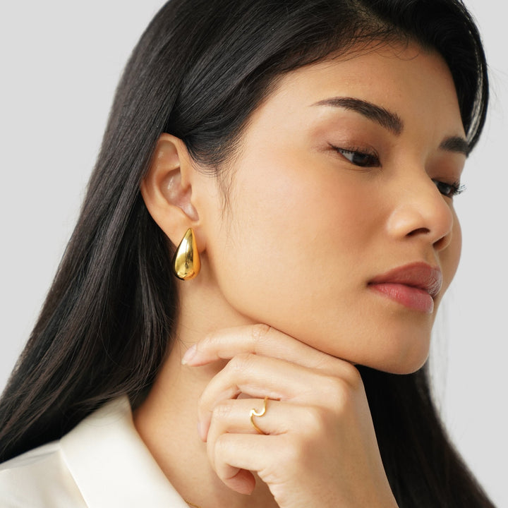 Boucles d'oreilles en forme de goutte d'eau en or