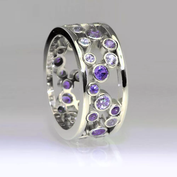 Vintage Elegance: The Zirconia Dream Ring