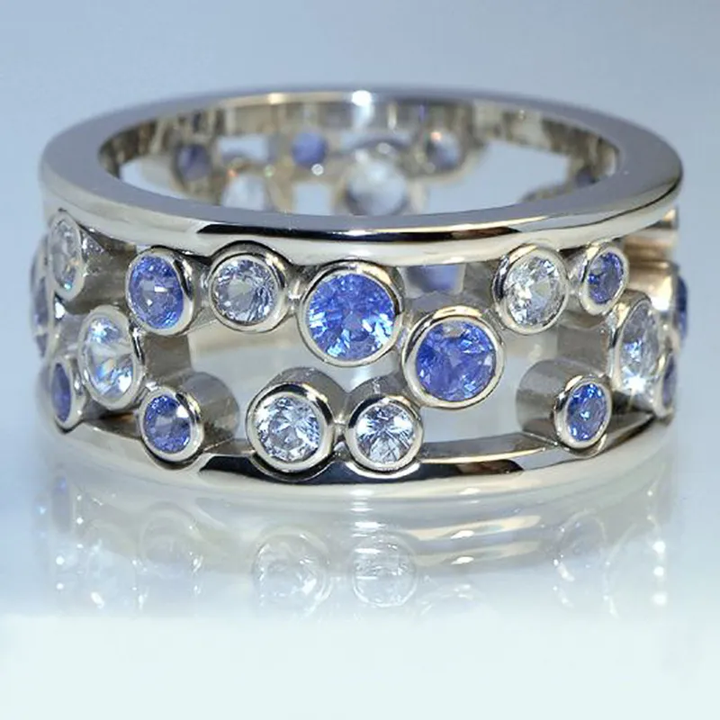 Vintage Elegance: The Zirconia Dream Ring