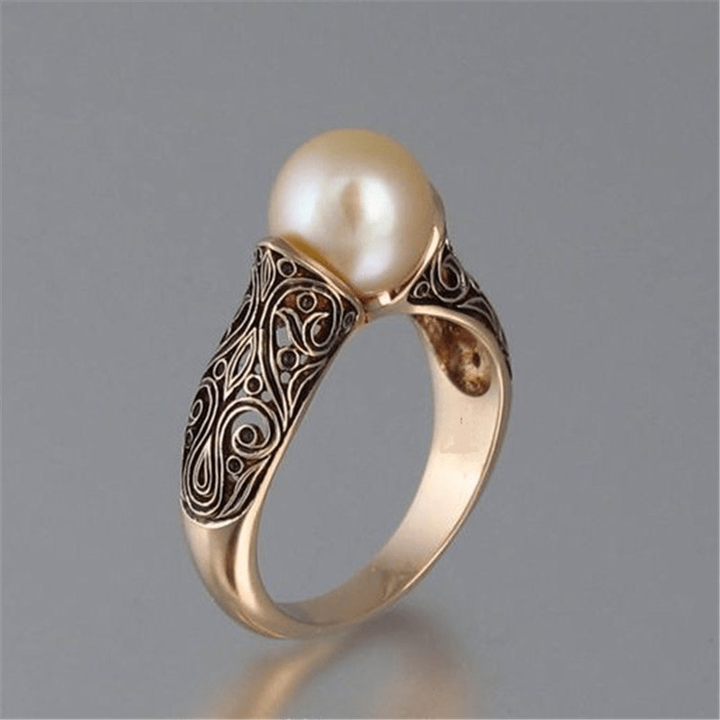 Golden Pearl Elegance Ring