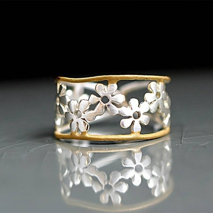 Whimsical Daisy Delight Ring
