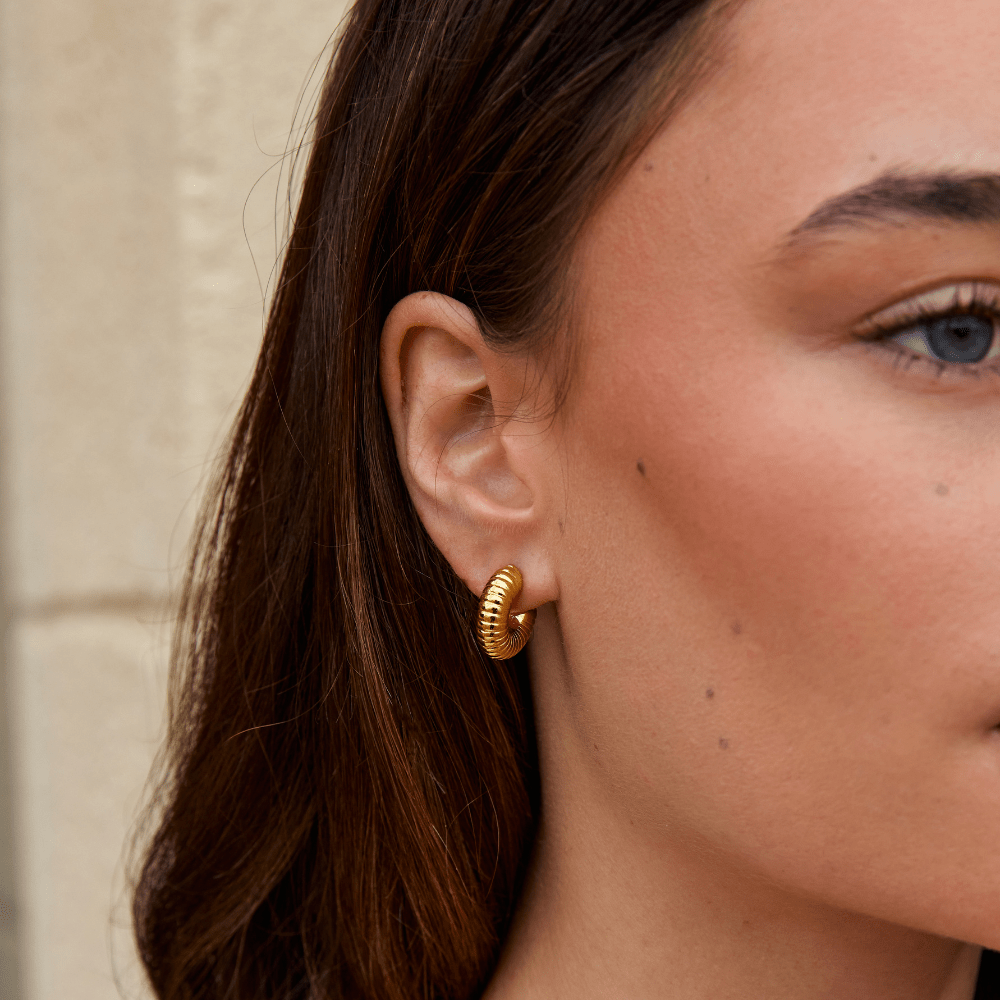 SpringLuxe Hoops