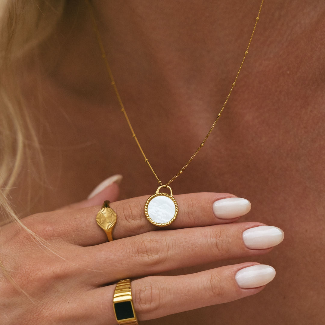 Éclat Marin – Pendentif Élégance
