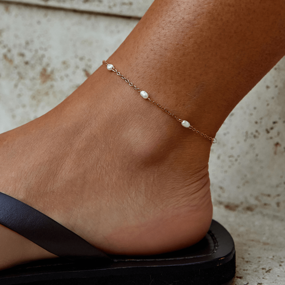 PearlGlow Anklet