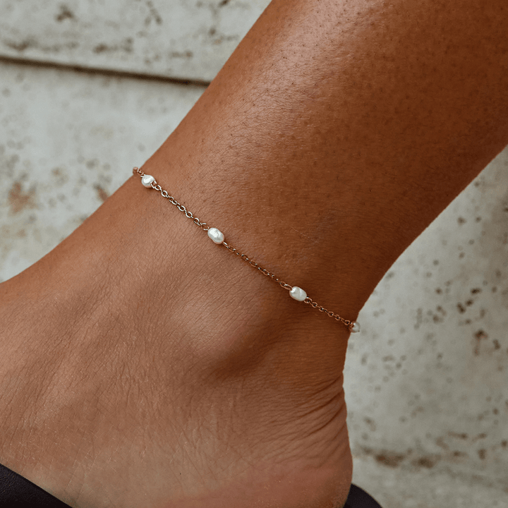 PearlGlow Anklet