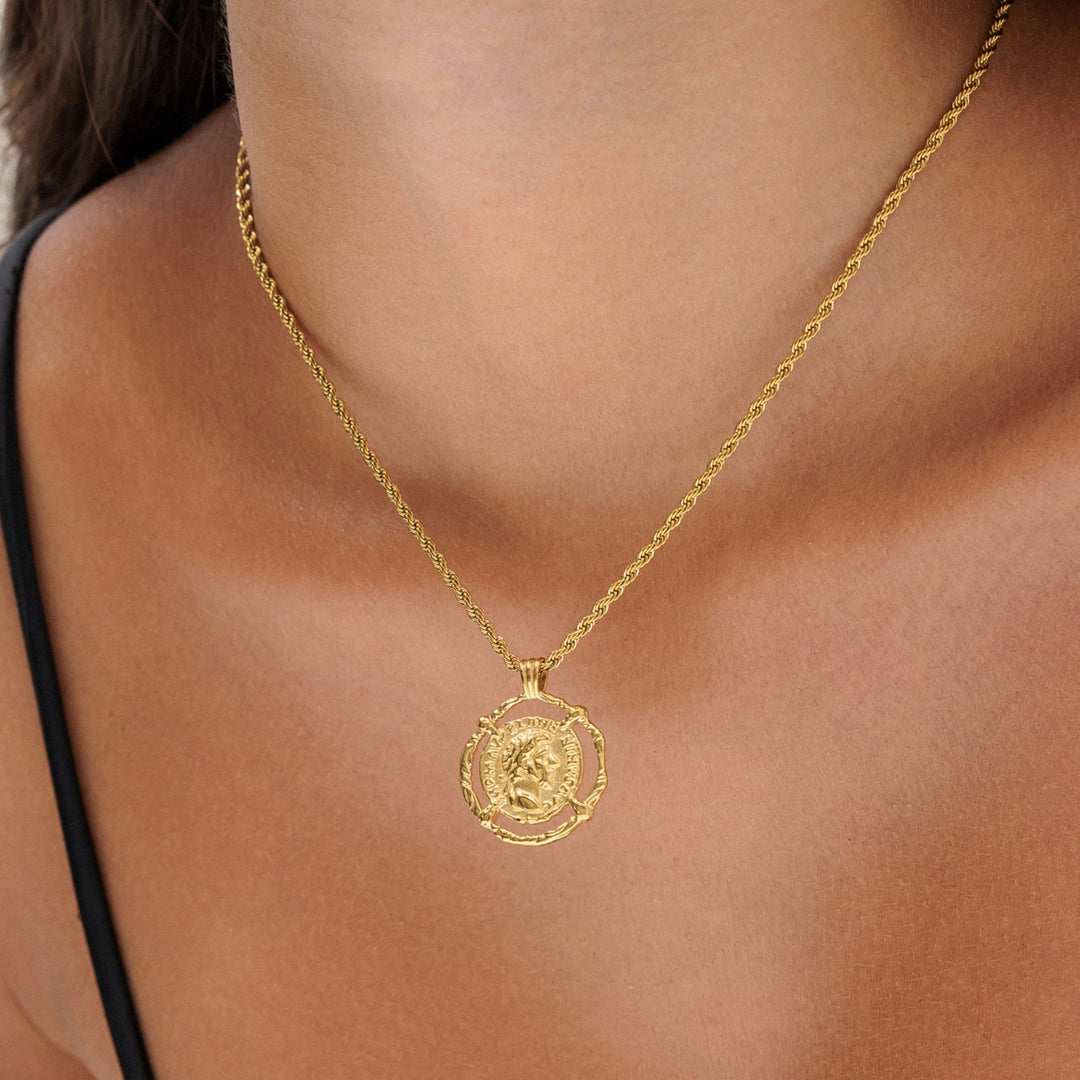 Éclat Antique – Collier Mythique
