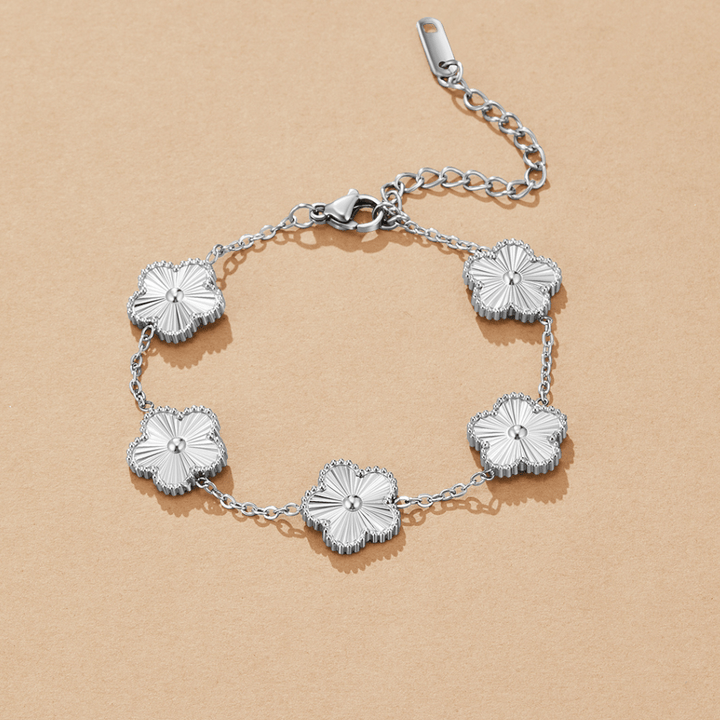 LuxeLeaf Bracelet