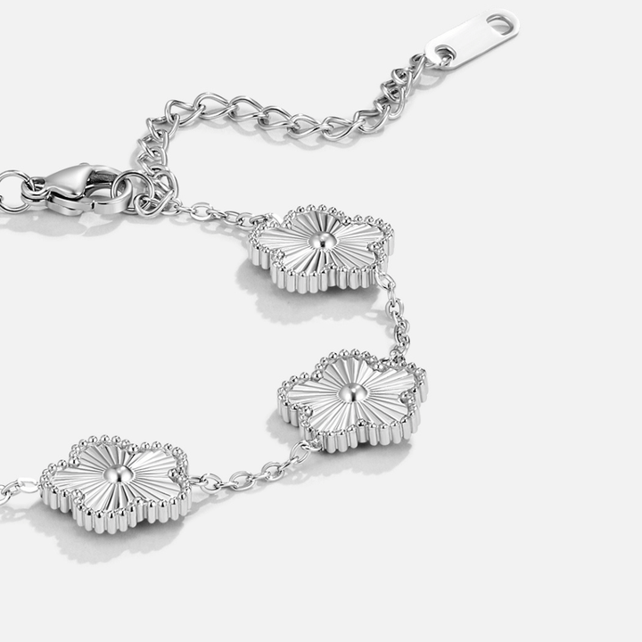 LuxeLeaf Bracelet