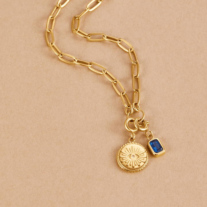 LuxeGaze Charm