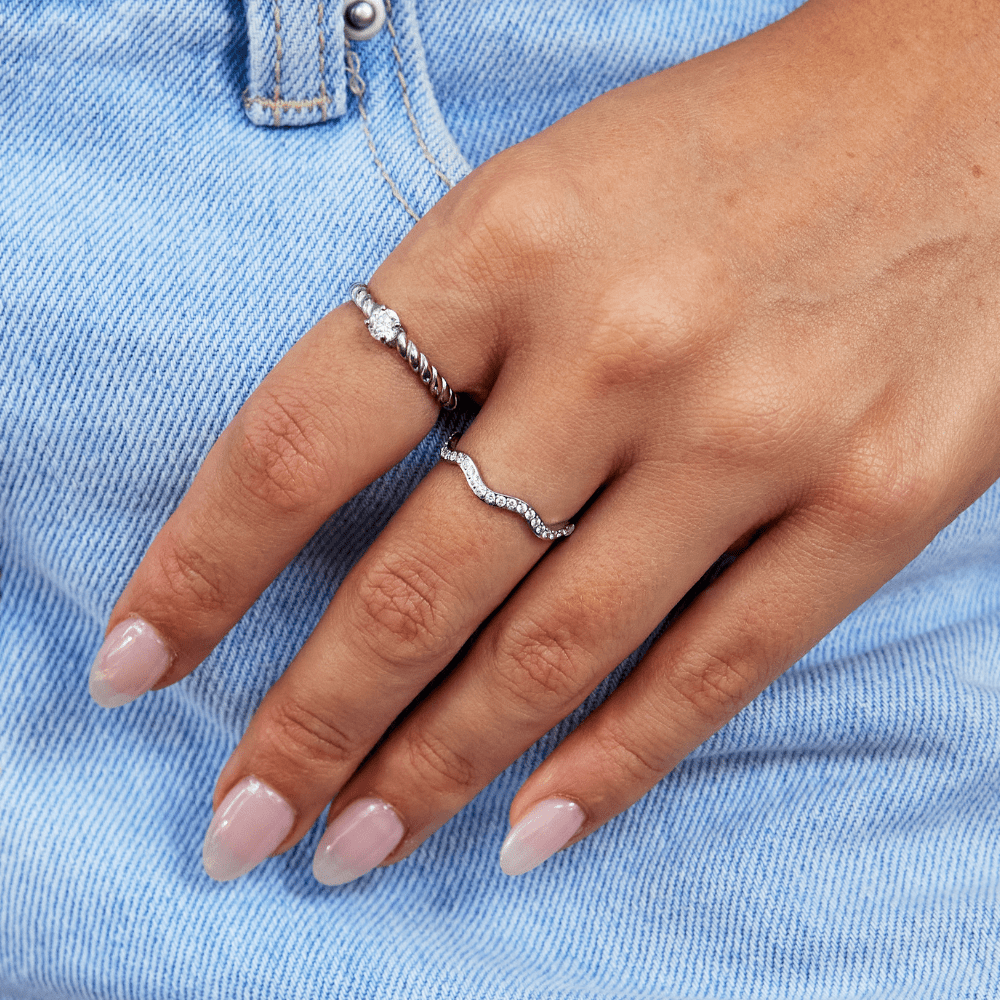 Zenya Ring in Silver and Crystal