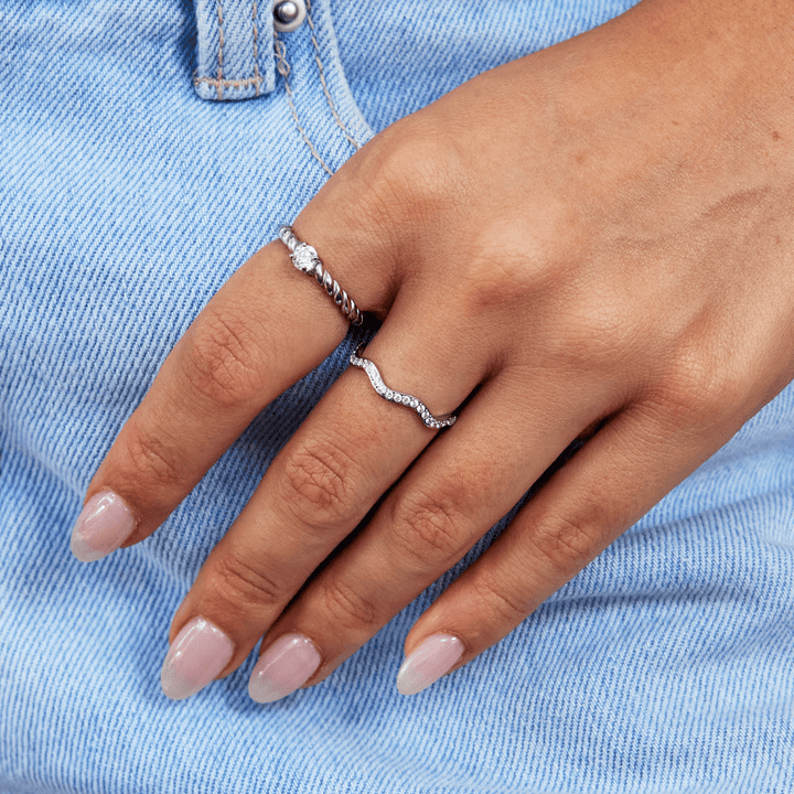 Zenya Ring in Silver and Crystal